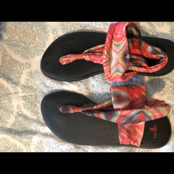 Sandals - Picture 2 of 2